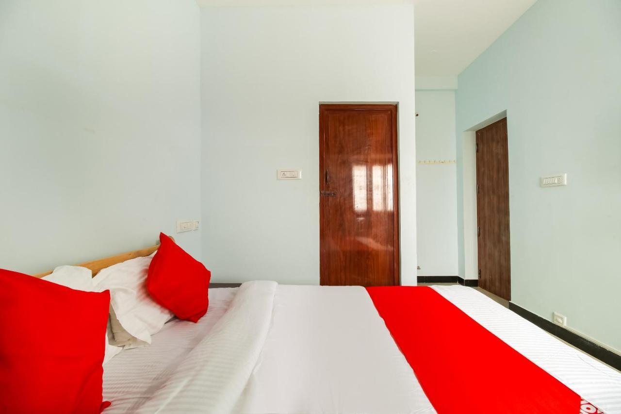 โอโย 71549 ศรีไส อพาร์ตเมนต์ Hotel Mettuppalaiyam  ภายนอก รูปภาพ