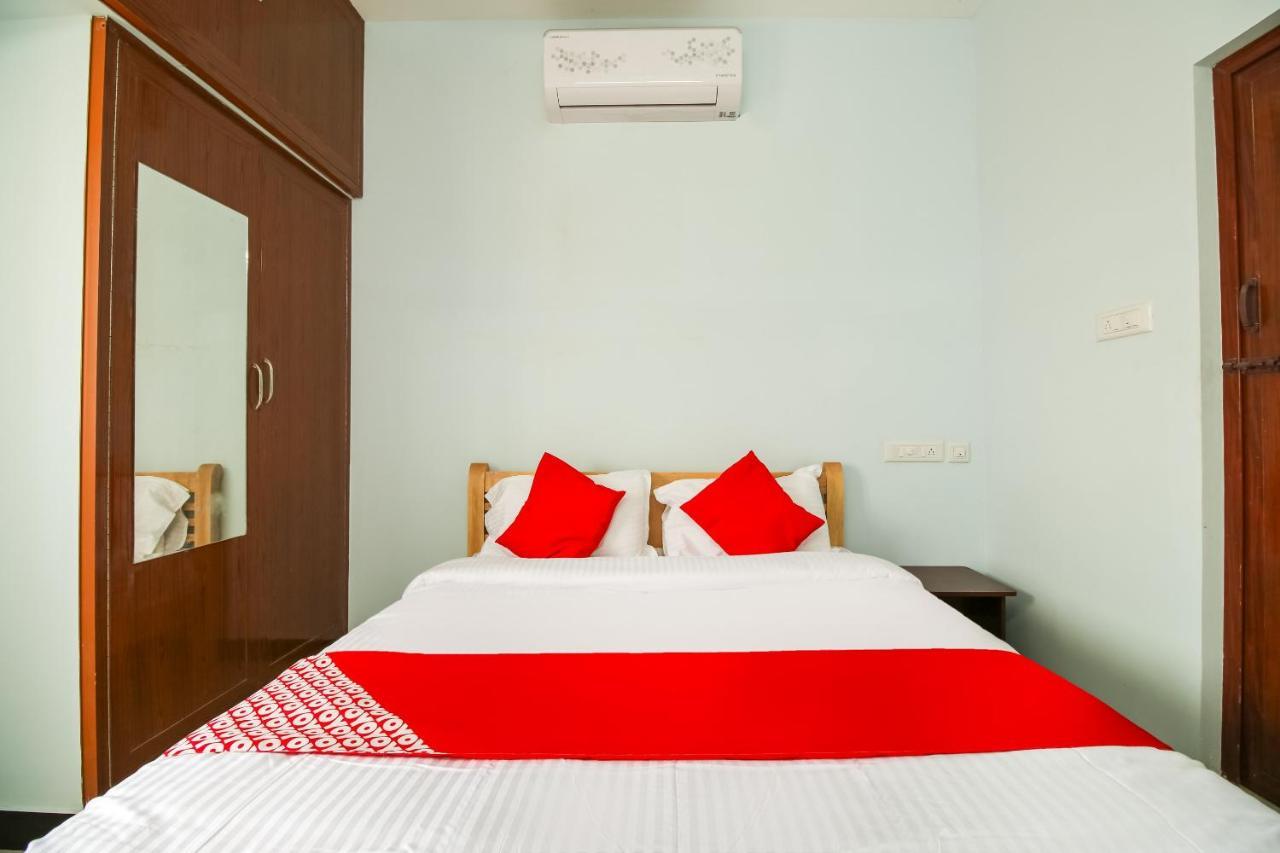 โอโย 71549 ศรีไส อพาร์ตเมนต์ Hotel Mettuppalaiyam  ภายนอก รูปภาพ