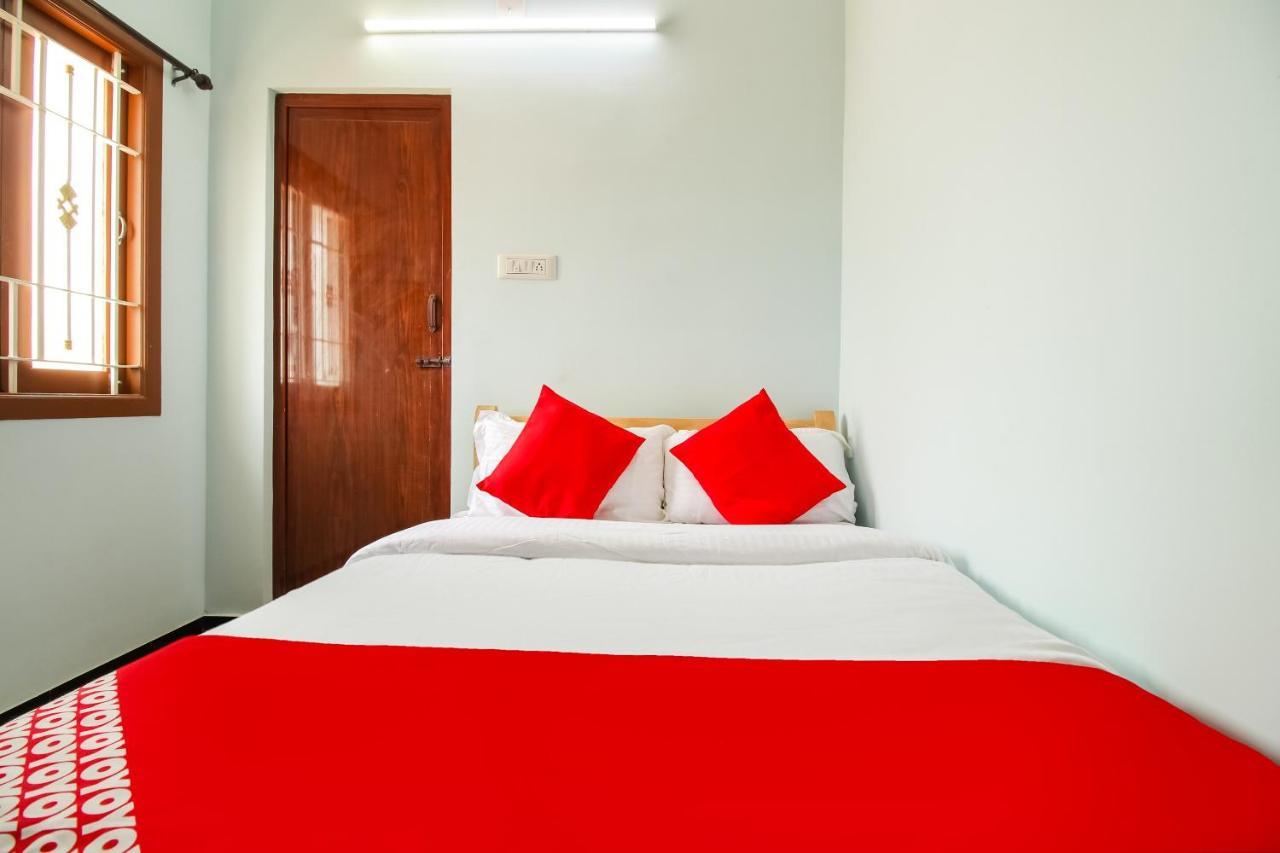 โอโย 71549 ศรีไส อพาร์ตเมนต์ Hotel Mettuppalaiyam  ภายนอก รูปภาพ